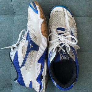 Mizuno Women's Wave Bolt 6 Volleyball Shoes Size 9
